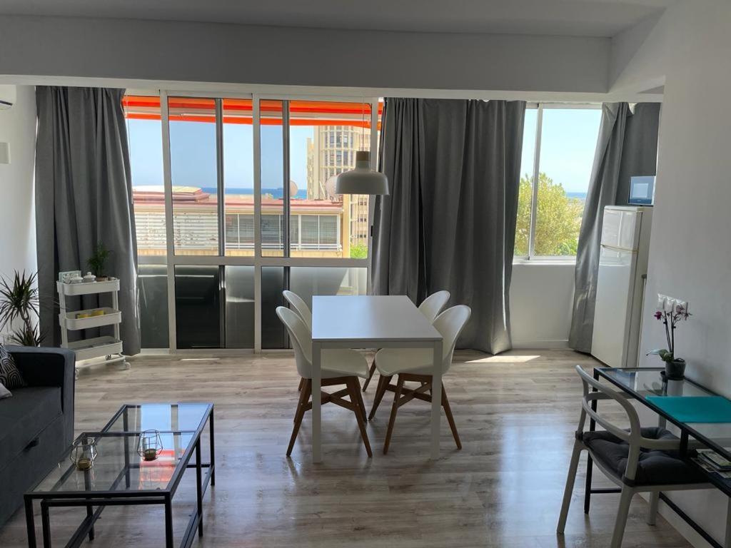 Apartamento C Y L 토레몰리노스 외부 사진